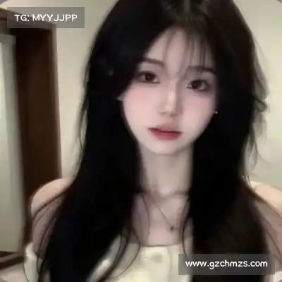 裴允盼